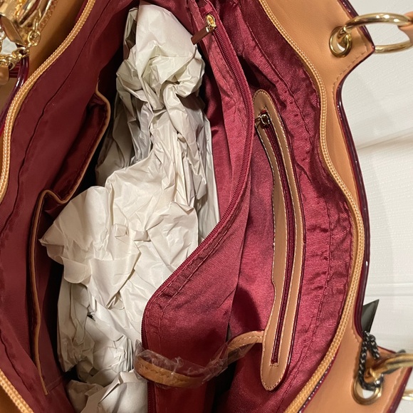 Large Beige checkered Shoulder Crossbody purse NEW with tags Fall tote roomy - Picture 4 of 5